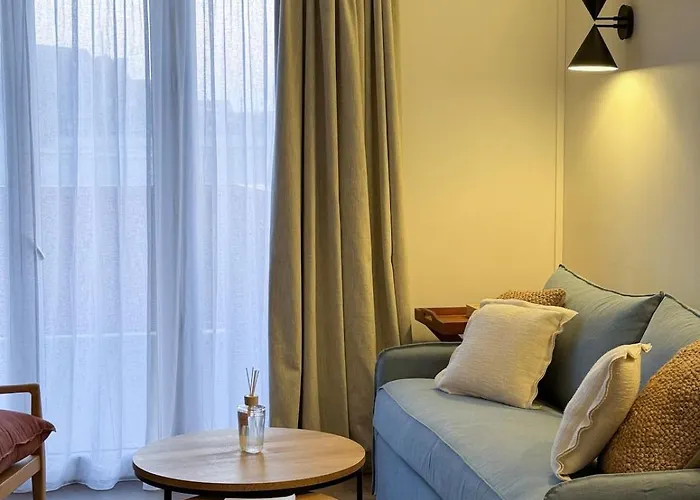 L'ecrin Bleu - Et Port A - Pierre & *